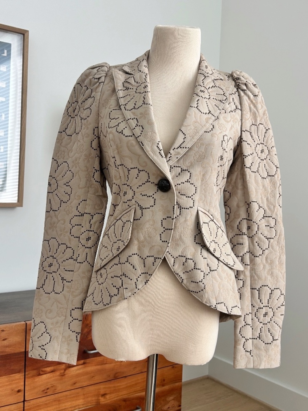 EUC SMYTHE Pouf Sleeve Floral Jacquard Blazer Size 2